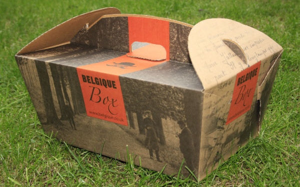 Boîte événementielle – Extra Large (boîtes à paniers pour quatre/six personnes) – Kraft marron ou blanc 