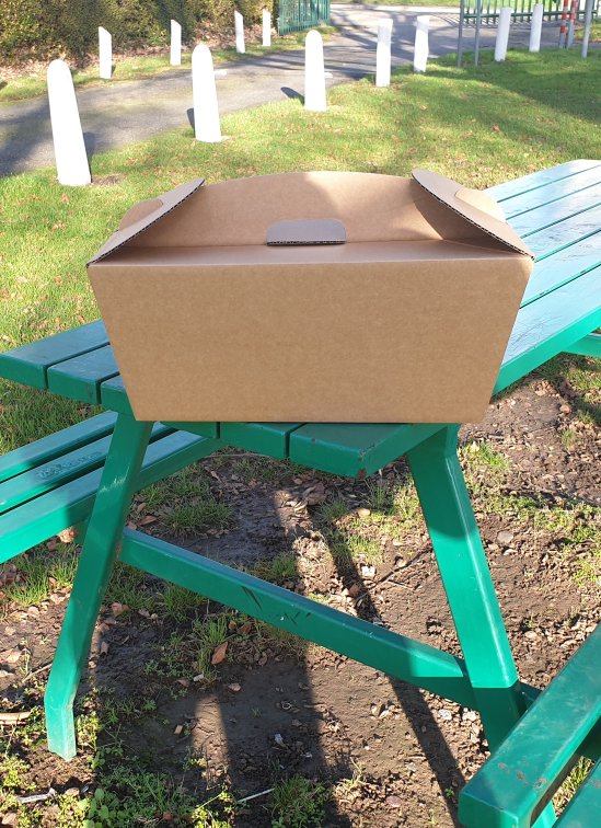 Event Box - Large (Hamper Boxes For Four People) - Kraft Brown Or Whit ...